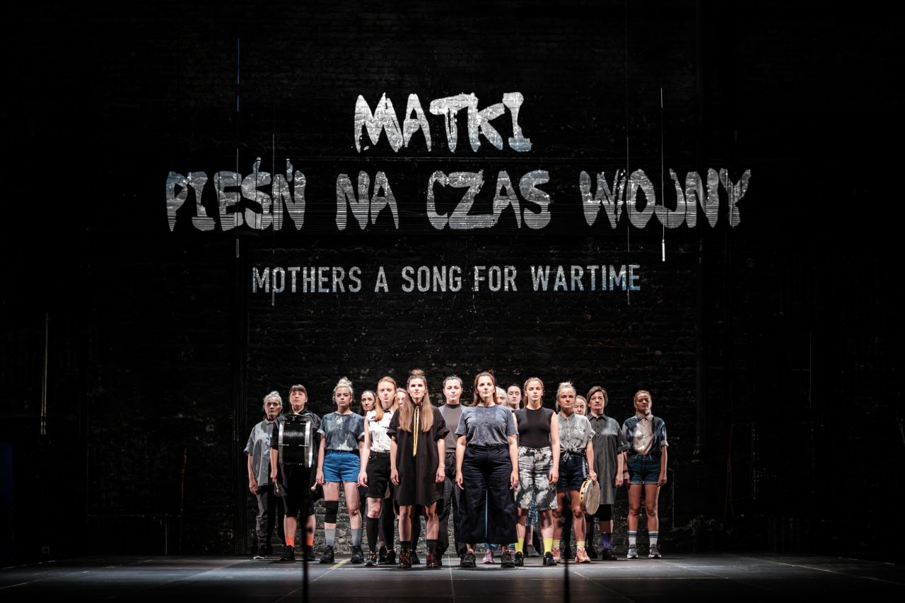 MOTHERS – A SONG FOR WARTIME Bartek Wazecha