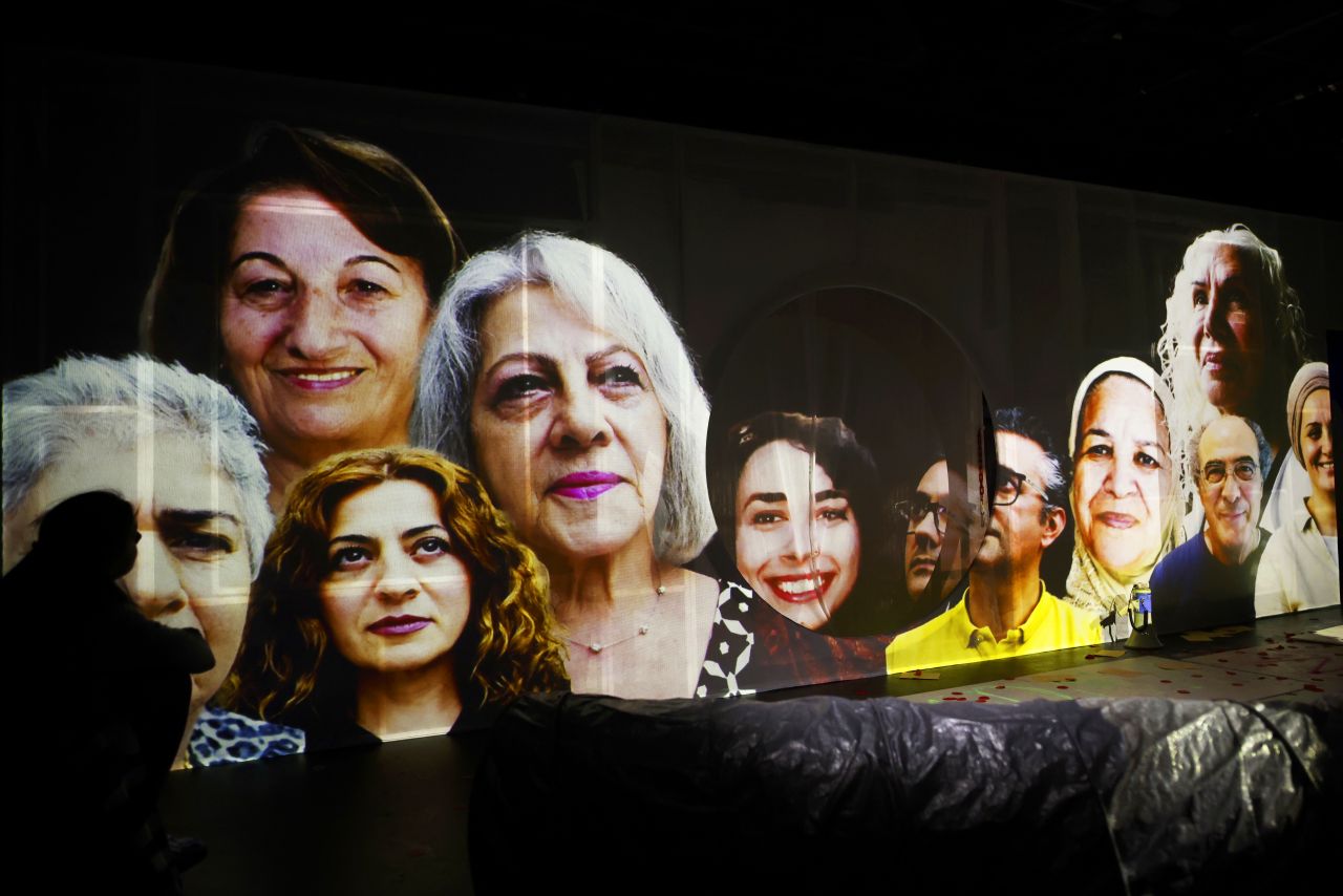 Die Optimistinnen © Ute Langkafel MAIFOTO