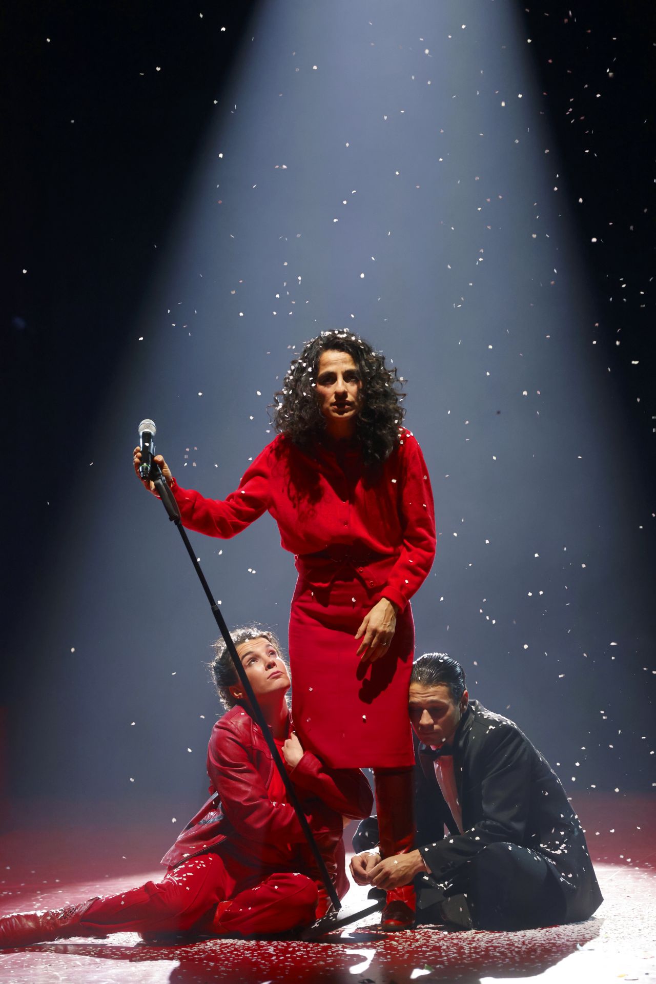 Flavia Lefèvre, Sesede Terziyan & Doğa Gürer in VATERMAL